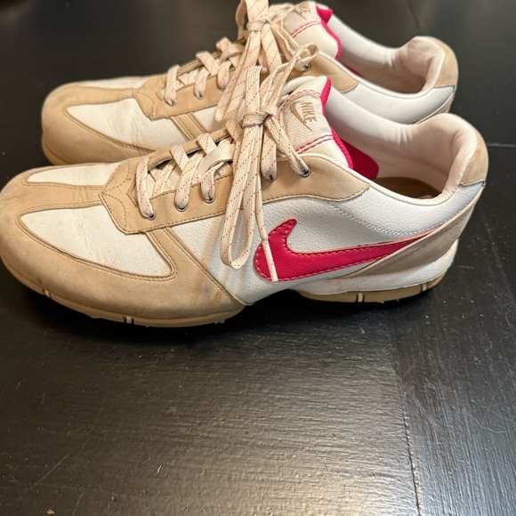 Nike Shoes - Nike golf shoes‎ women’s size 9